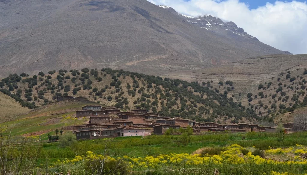 Trek en étoile dans la vallée ait bougmez